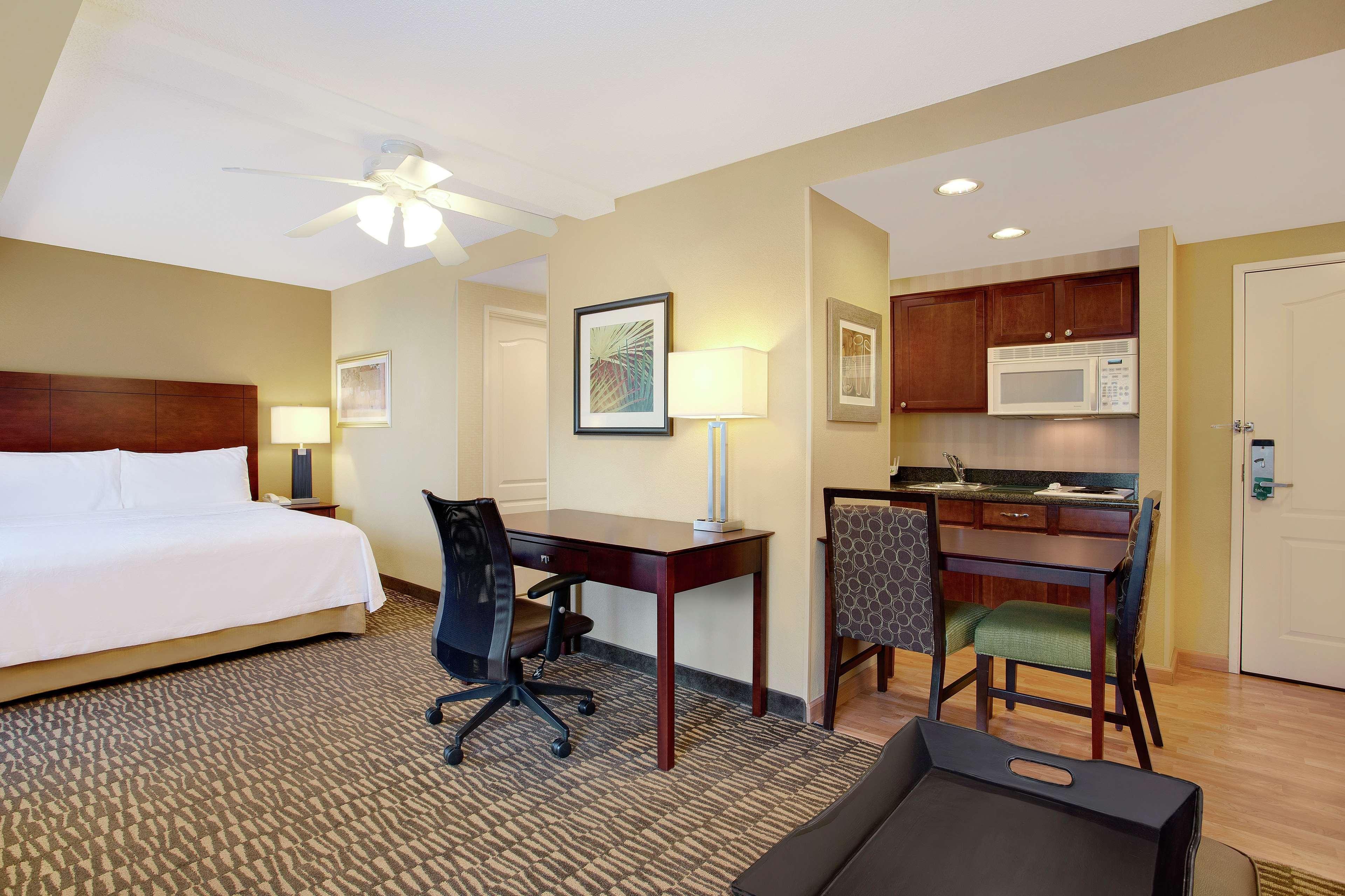 Homewood Suites By Hilton Tampa-Brandon Zewnętrze zdjęcie