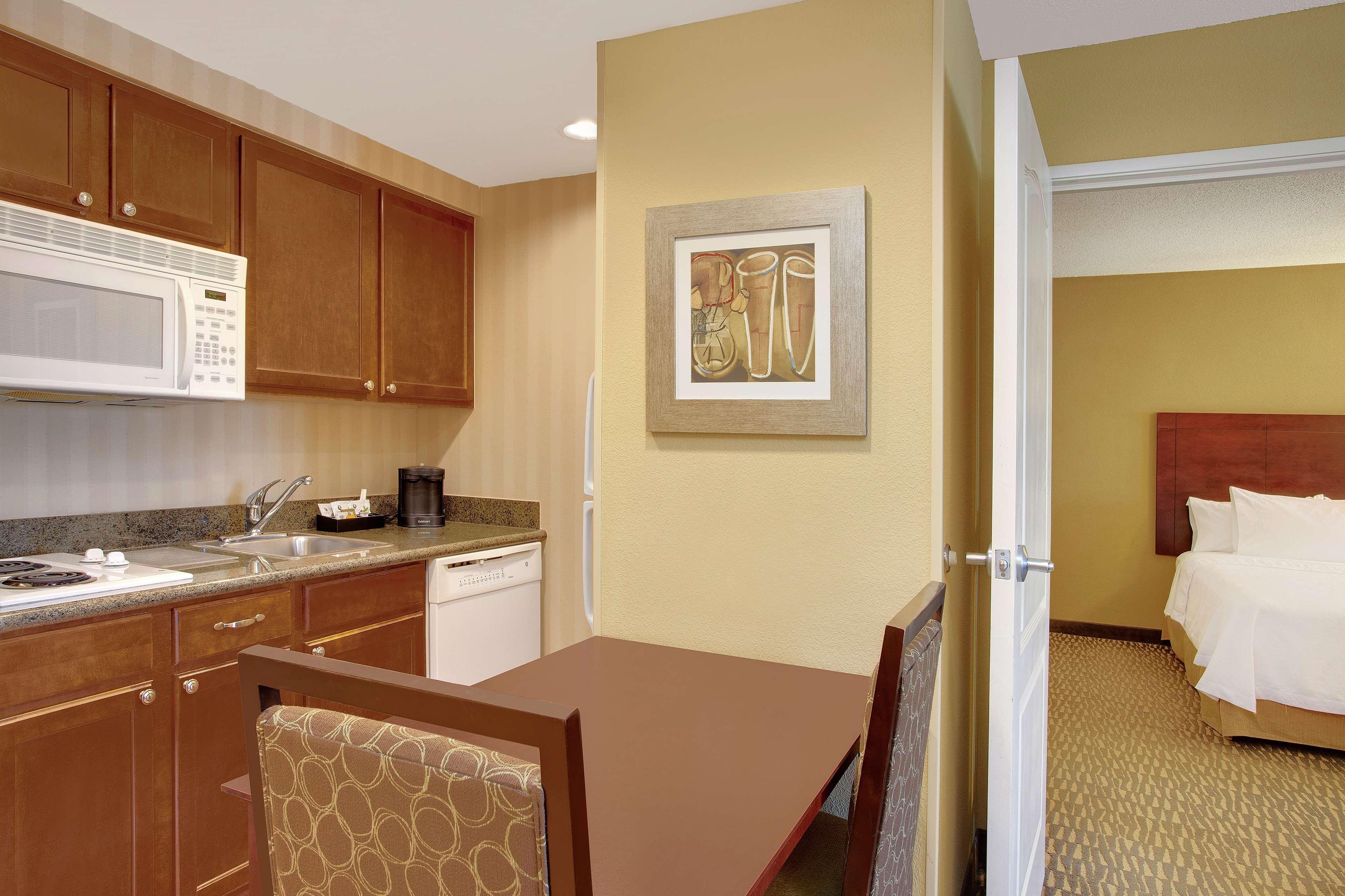 Homewood Suites By Hilton Tampa-Brandon Zewnętrze zdjęcie