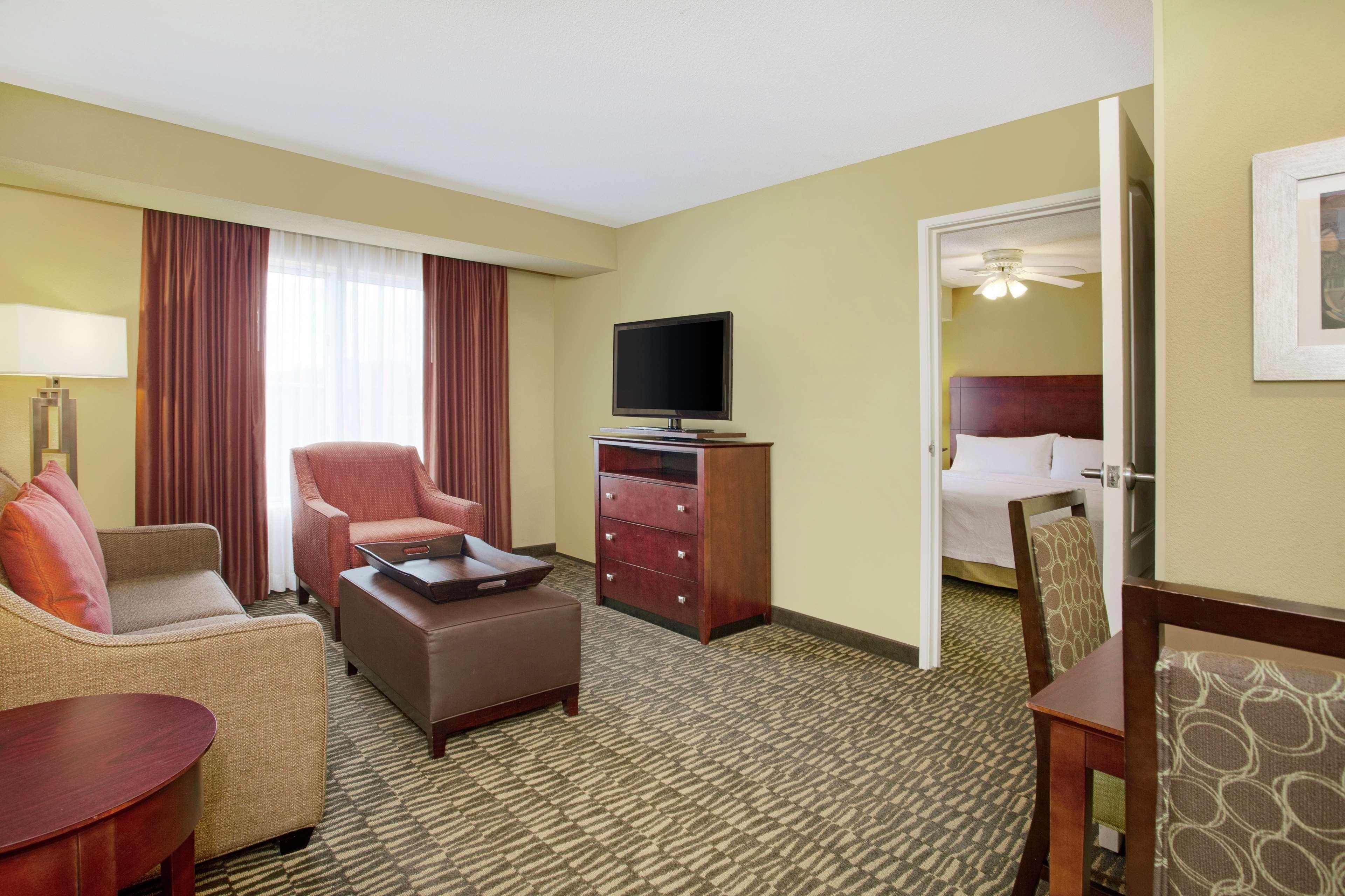 Homewood Suites By Hilton Tampa-Brandon Zewnętrze zdjęcie